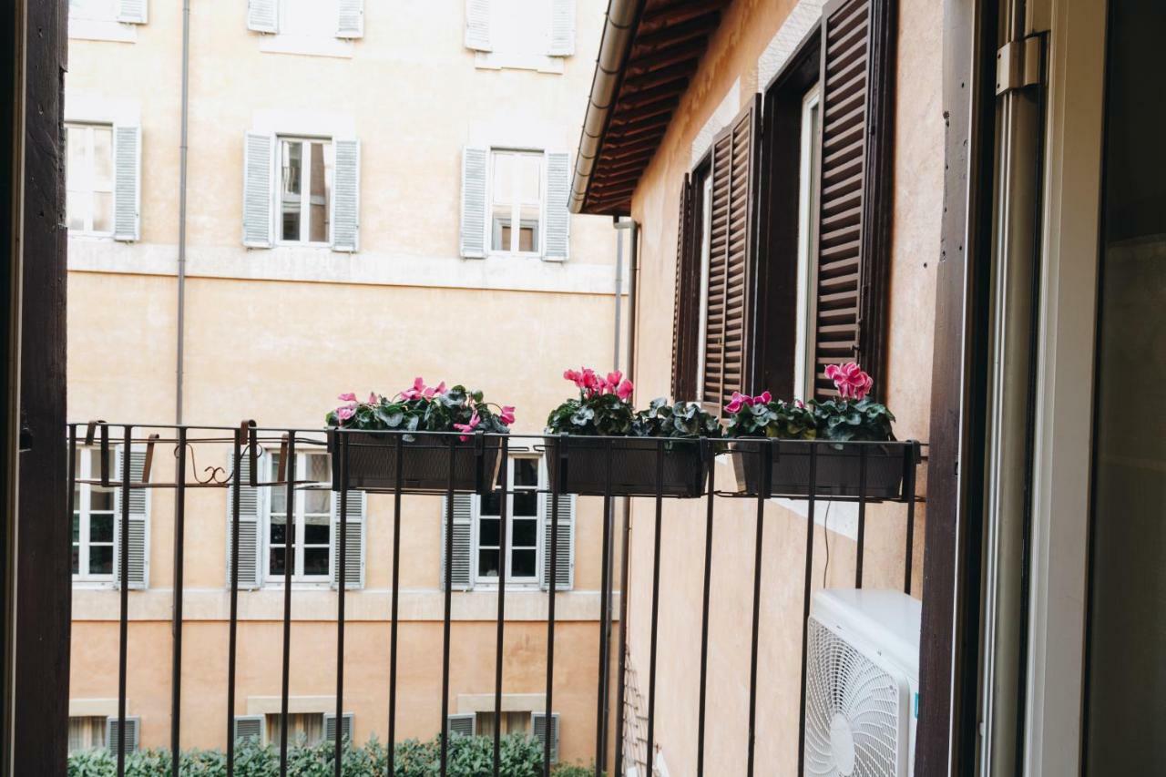 Suite Rondanini Rome Exterior photo